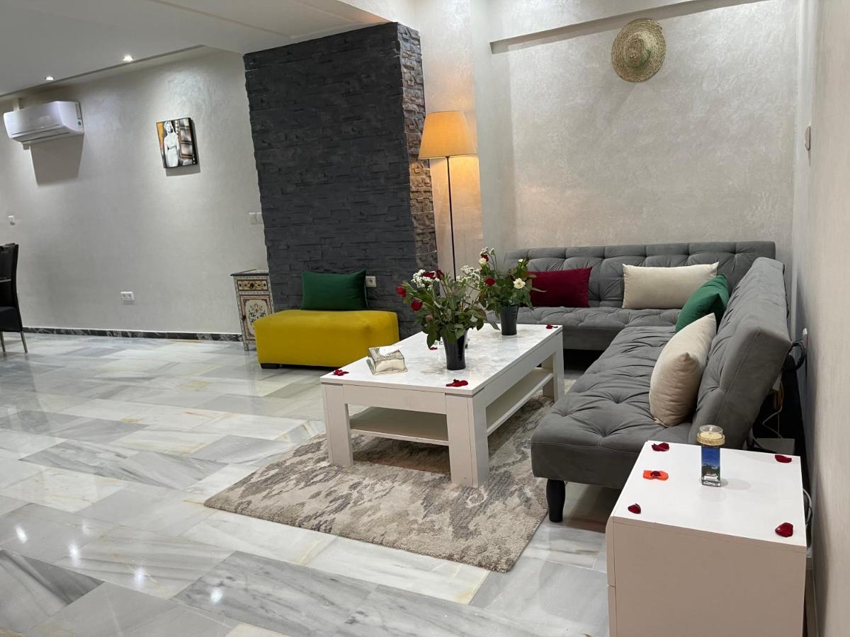 מרקש Appartement En Duplex Avec 3 Chambres Haut Standing Gueliz Marrakech מראה חיצוני תמונה